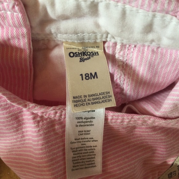 ✔️ Oshkosh Bibs Size 18 Months - Picture 8 of 9